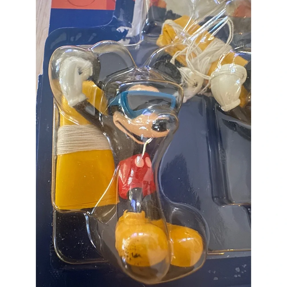 Vintage 2001 Disney Mickey Mouse Works Parachute Party Favors 3 Pack Tapper